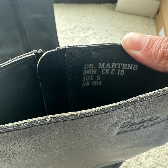Dr. Martens Vintage MIE Black Leather Boots - Picture 3 of 10